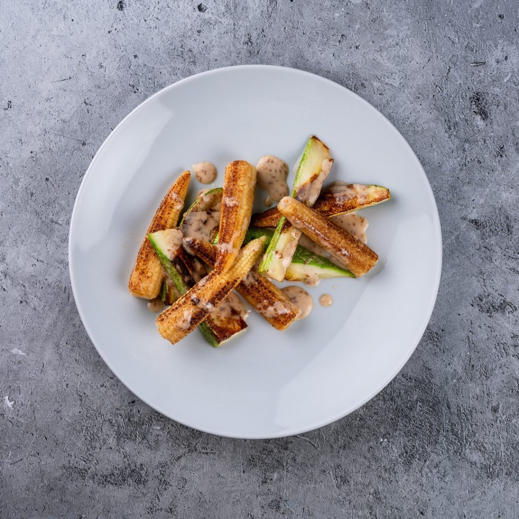 Кабачок и кукуруза